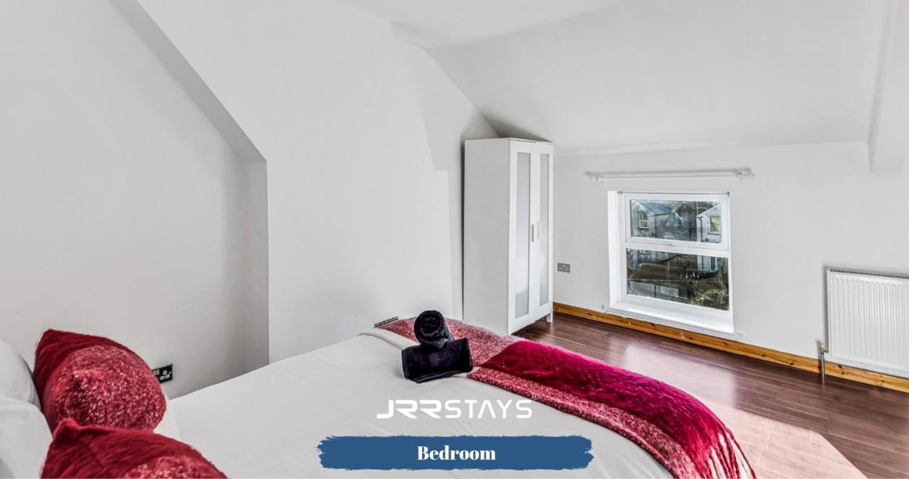 Cardiff - Quirky 1 Bedroom, Sleeps 3, Wi-Fi - Jrr Stays מראה חיצוני תמונה
