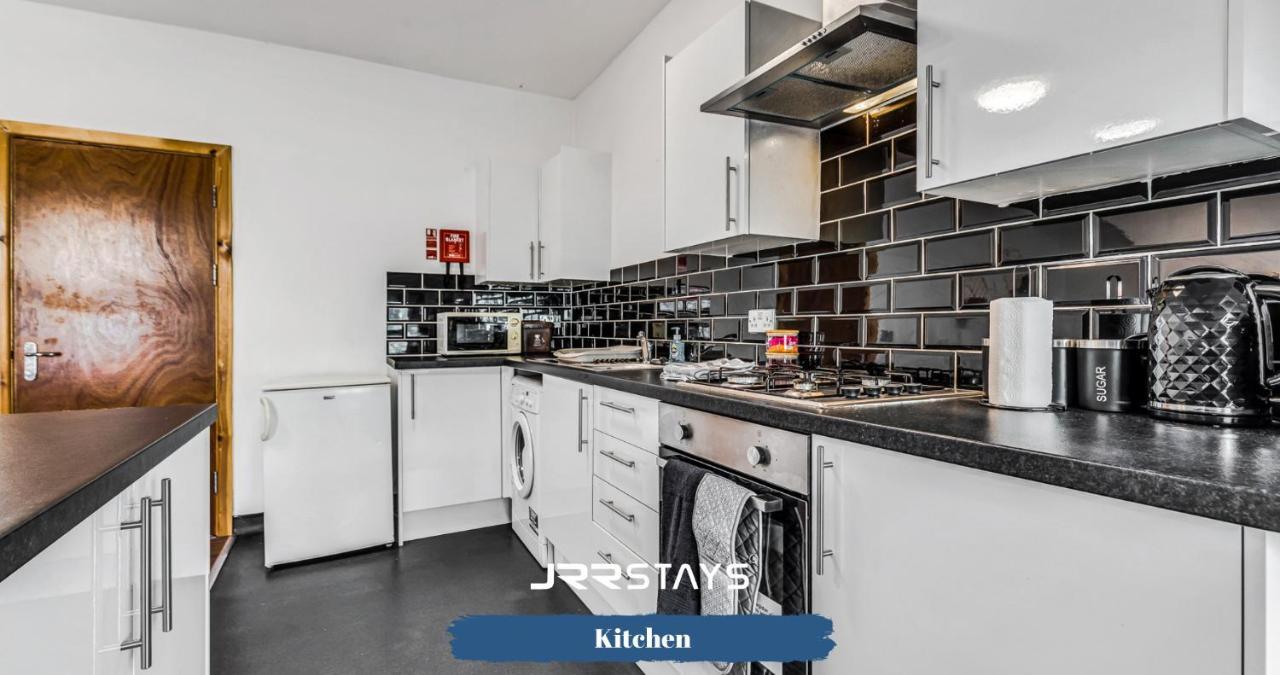 Cardiff - Quirky 1 Bedroom, Sleeps 3, Wi-Fi - Jrr Stays מראה חיצוני תמונה